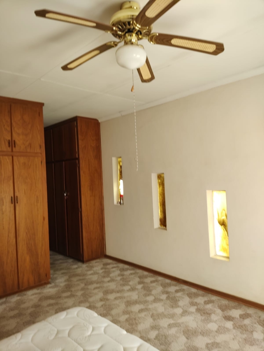 5 Bedroom Property for Sale in Virginia Free State